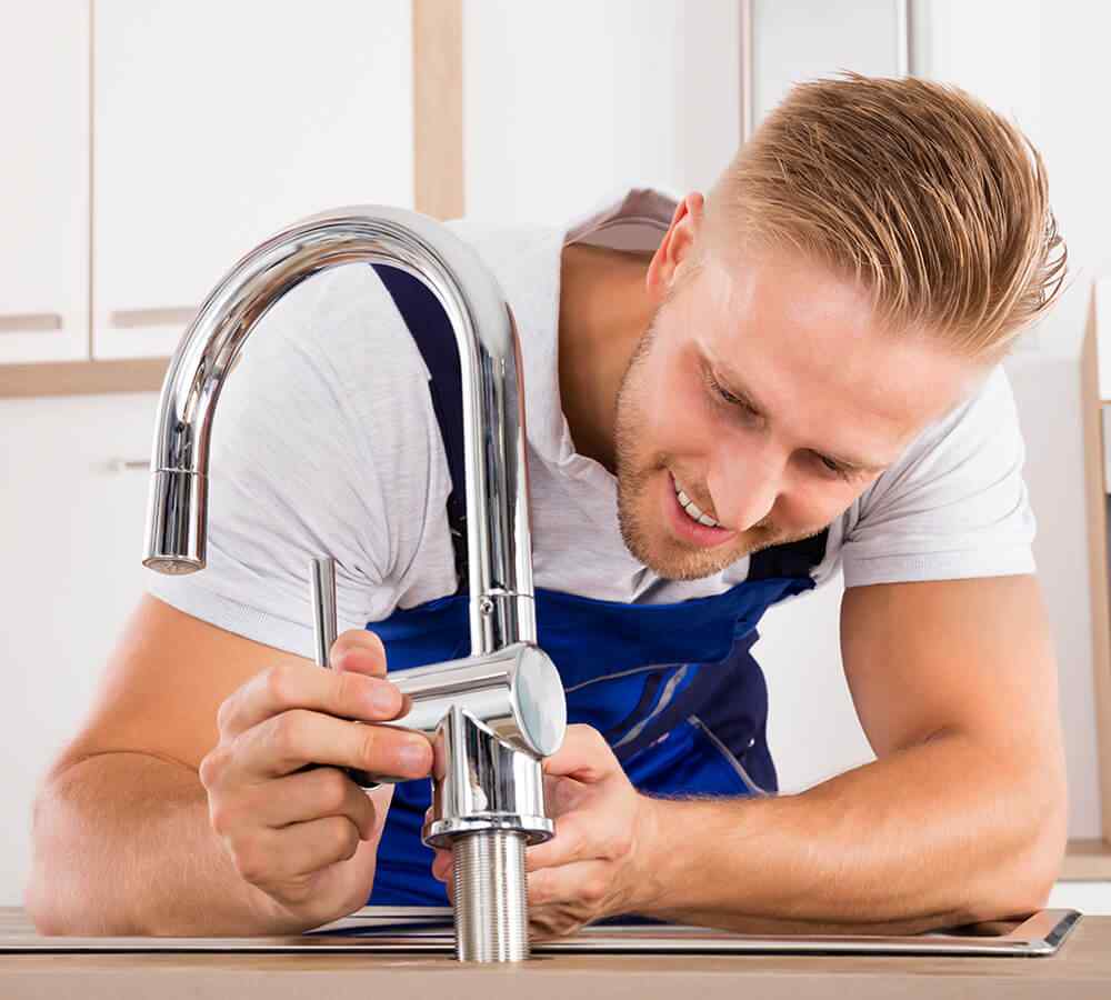 https://plumbingatitsbestinc.com/wp-content/uploads/2018/09/inner_02.jpg